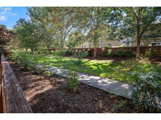 5648 Ne CADDIS Dr, Hillsboro, OR 97124