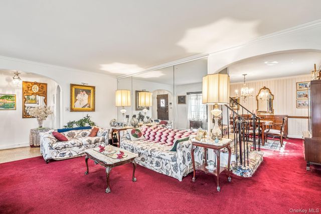 85-25 213th Street, Hollis Hills, NY 11427