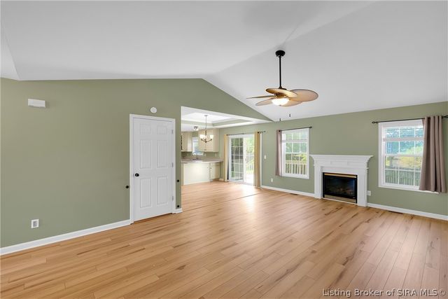 405 Crest Way Drive, Henryville, IN 47126