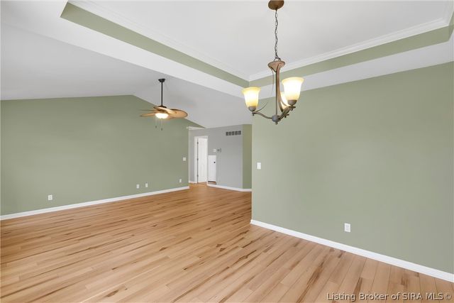 405 Crest Way Drive, Henryville, IN 47126