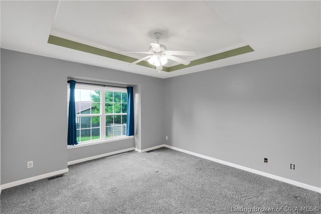 405 Crest Way Drive, Henryville, IN 47126