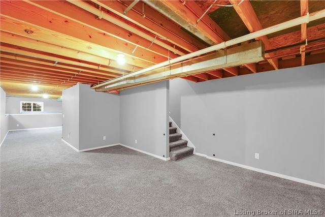 405 Crest Way Drive, Henryville, IN 47126