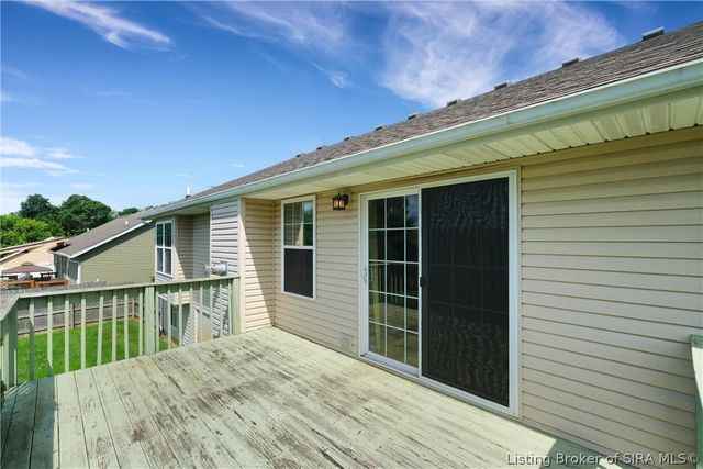 405 Crest Way Drive, Henryville, IN 47126