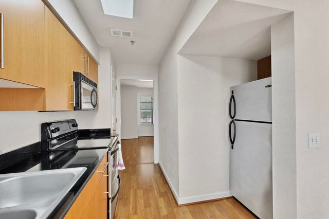 3901 Travis Street 113, Dallas, TX 75204
