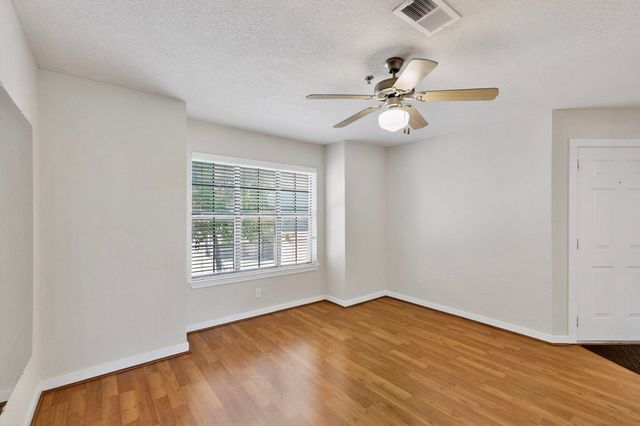 3901 Travis Street 113, Dallas, TX 75204
