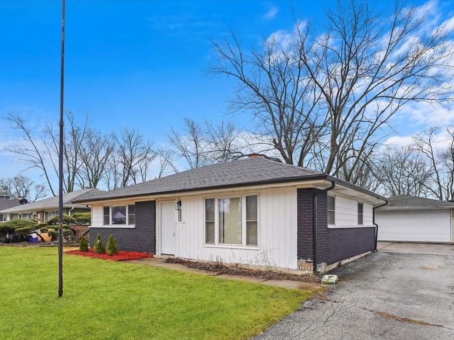 329 Blackhawk Drive, Park Forest, IL 60466