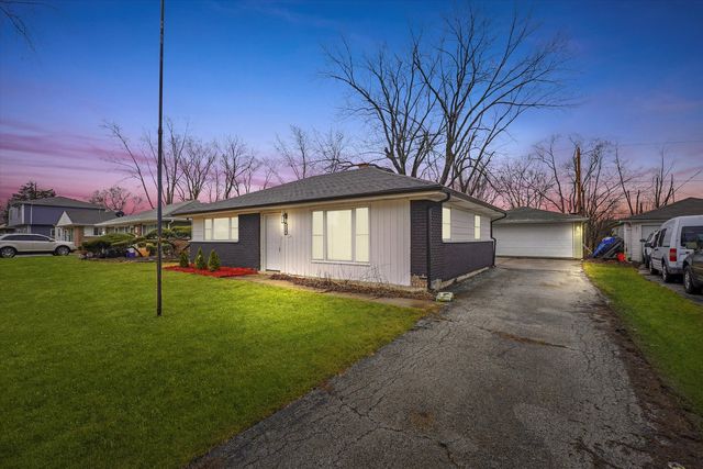 329 Blackhawk Drive, Park Forest, IL 60466