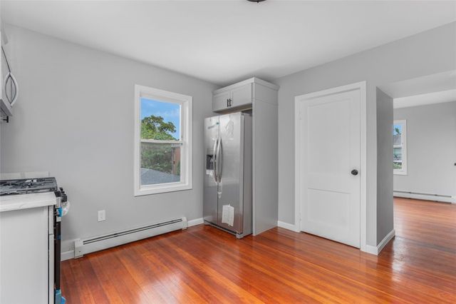 3222 Pawtucket Avenue, East Providence, RI 02915