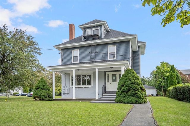 3222 Pawtucket Avenue, East Providence, RI 02915
