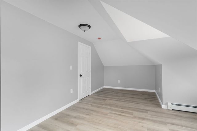 3222 Pawtucket Avenue, East Providence, RI 02915