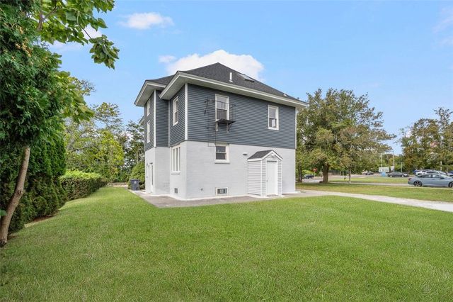 3222 Pawtucket Avenue, East Providence, RI 02915