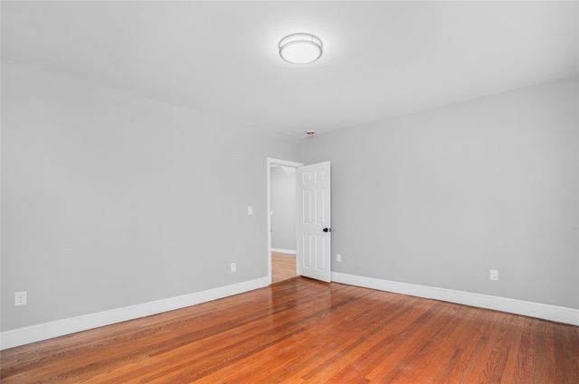 3222 Pawtucket Avenue, East Providence, RI 02915