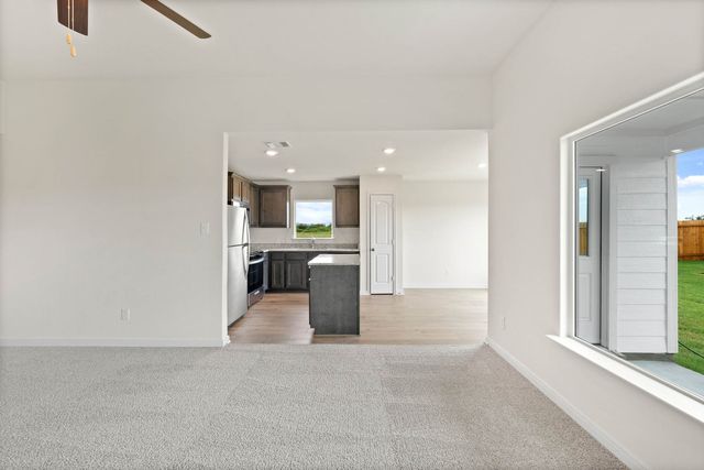 13429 Hang Fire Lane, Cresson, TX 76035