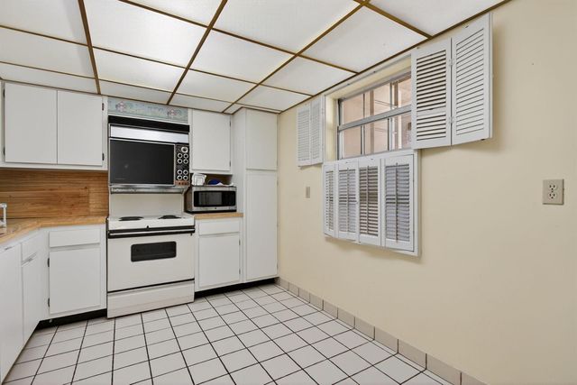 800 Cypress Boulevard 204a, Pompano Beach, FL 33069