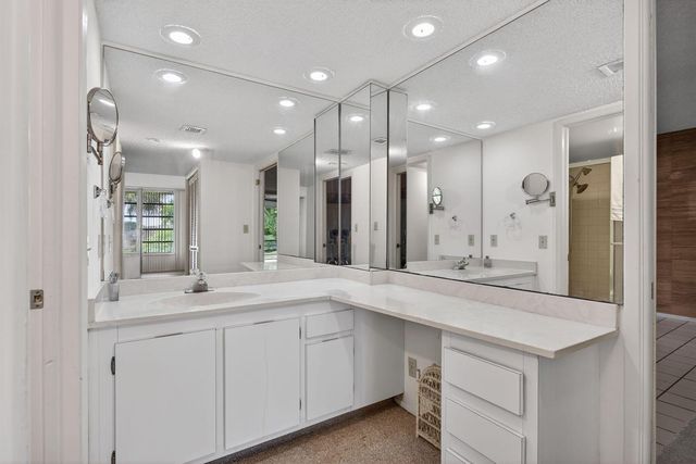 800 Cypress Boulevard 204a, Pompano Beach, FL 33069