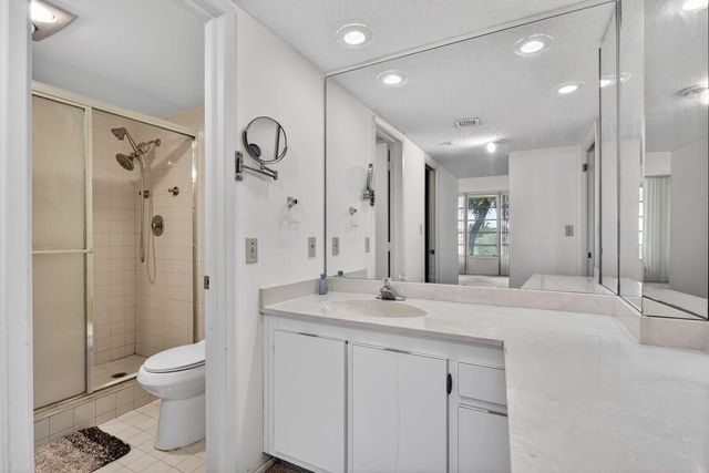 800 Cypress Boulevard 204a, Pompano Beach, FL 33069