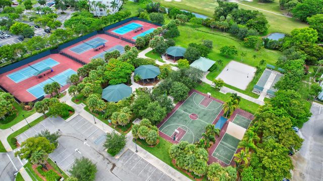 800 Cypress Boulevard 204a, Pompano Beach, FL 33069
