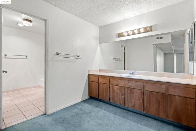 2121 Vale Rd 322, San Pablo, CA 94806