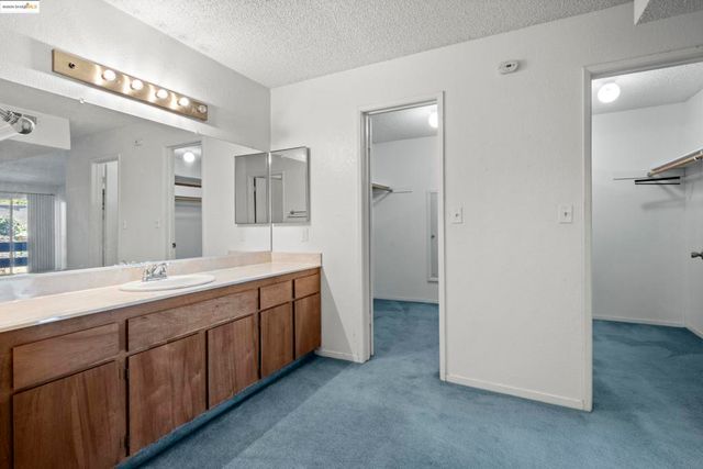 2121 Vale Rd 322, San Pablo, CA 94806