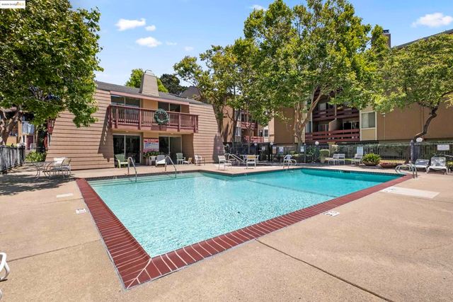 2121 Vale Rd 322, San Pablo, CA 94806