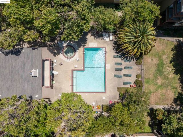 2121 Vale Rd 322, San Pablo, CA 94806