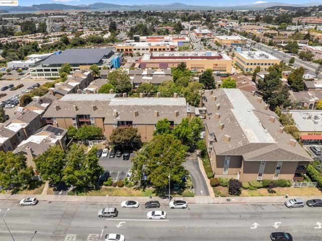 2121 Vale Rd 322, San Pablo, CA 94806