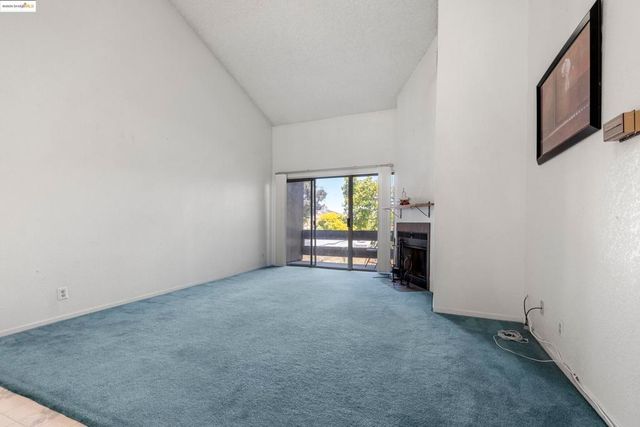 2121 Vale Rd 322, San Pablo, CA 94806