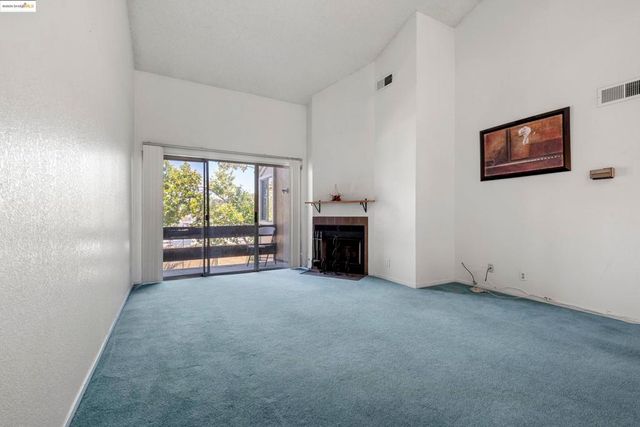 2121 Vale Rd 322, San Pablo, CA 94806