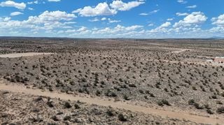 34th (U:22 B:42 L:35) Avenue NW, Rio Rancho, NM 87144