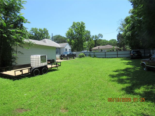 201 E Dallas Street, Hutchins, TX 75141