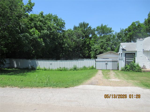 201 E Dallas Street, Hutchins, TX 75141