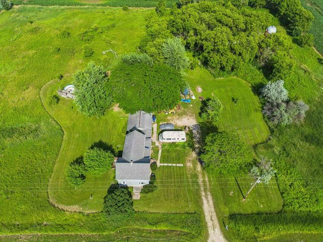 N5848 HWY 57, Hilbert, WI 54129
