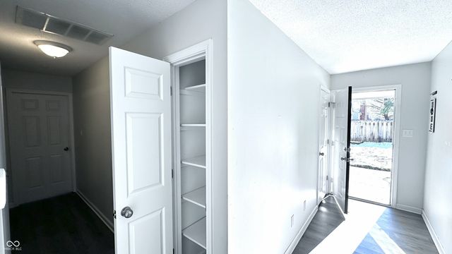 5938 Deerwood Court, Indianapolis, IN 46254