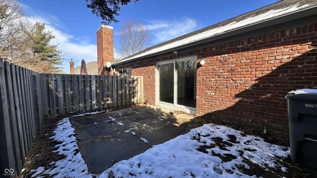 5938 Deerwood Court, Indianapolis, IN 46254