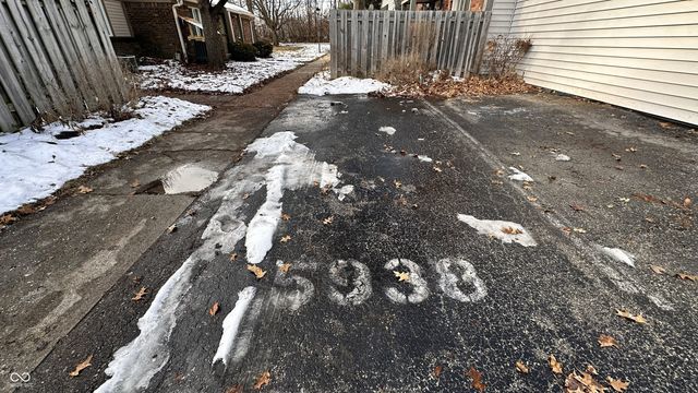 5938 Deerwood Court, Indianapolis, IN 46254