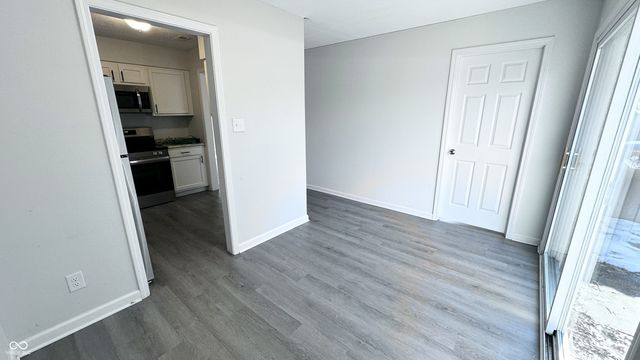 5938 Deerwood Court, Indianapolis, IN 46254