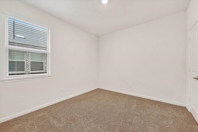 3955 Oak Creek Circle, Denison, TX 75020