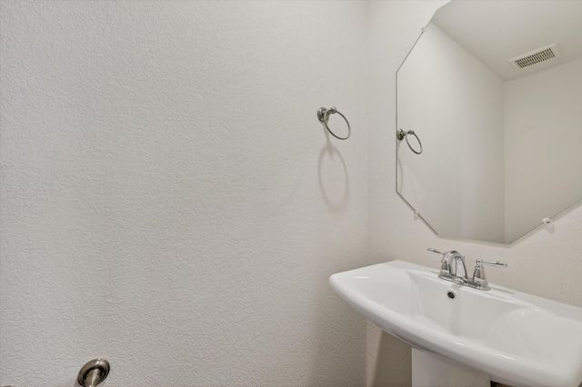 3955 Oak Creek Circle, Denison, TX 75020