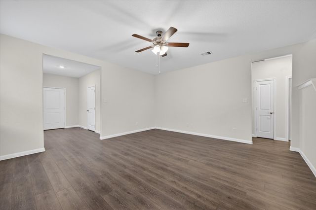 3955 Oak Creek Circle, Denison, TX 75020