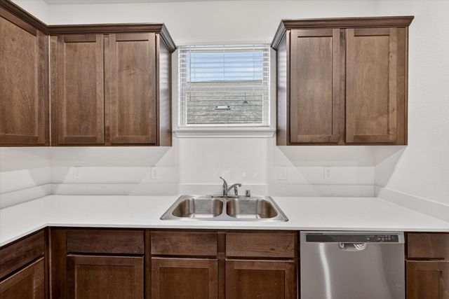 3955 Oak Creek Circle, Denison, TX 75020