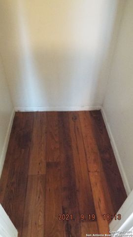 2603 Lombrano St, San Antonio, TX 78228