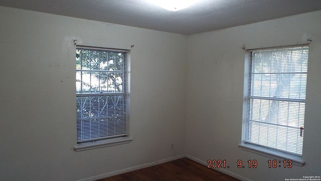 2603 Lombrano St, San Antonio, TX 78228