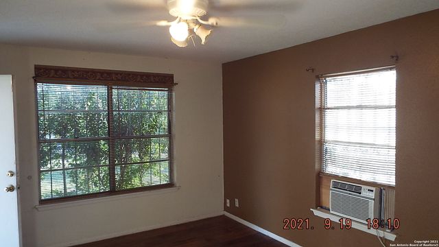 2603 Lombrano St, San Antonio, TX 78228