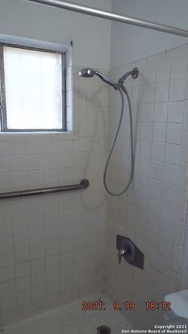 2603 Lombrano St, San Antonio, TX 78228