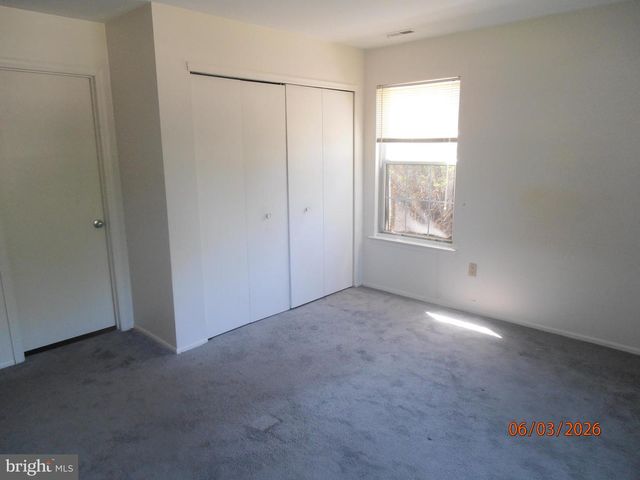 2907-A TARNBROOK DR, Mount Laurel, NJ 08054