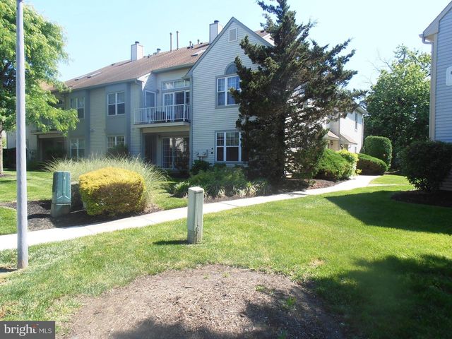 2907-A TARNBROOK DR, Mount Laurel, NJ 08054