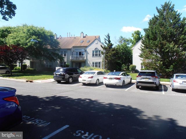2907-A TARNBROOK DR, Mount Laurel, NJ 08054