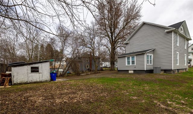 584 East Avenue, Shelby, NY 14103