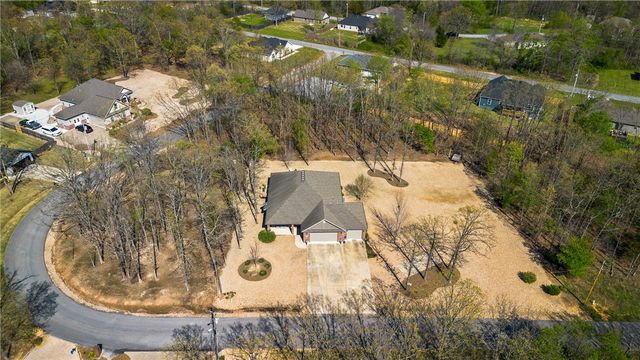 7 Saint Andrews Circle, Bella Vista, AR 72715
