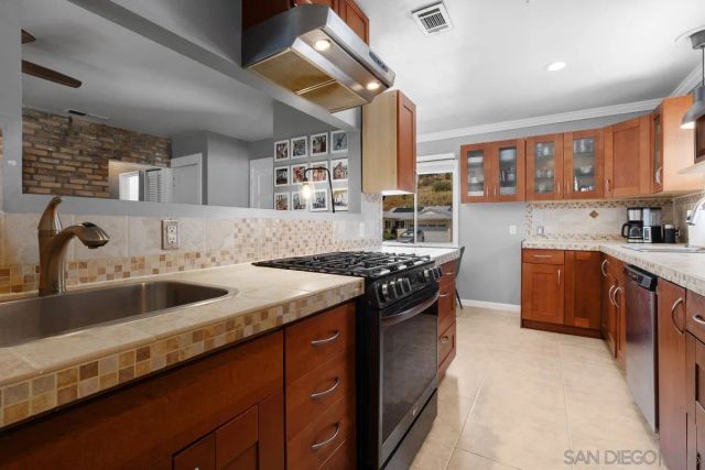 5885 Nagel, La Mesa, CA 91942